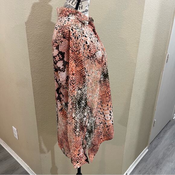 Dana Buchman snake print button down shirt M - Picture 2 of 7